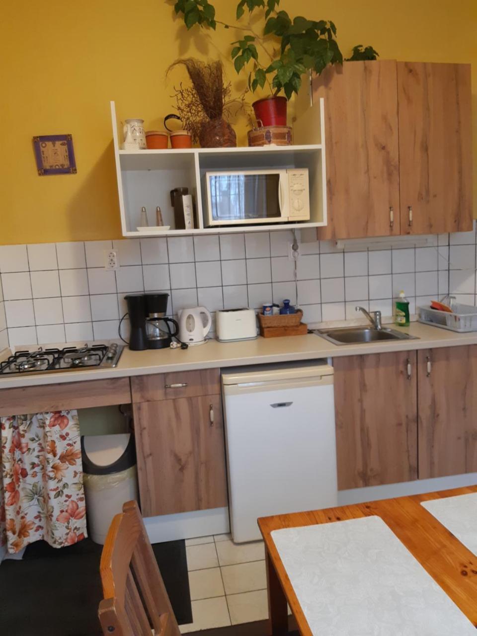 Levandium Apartman Appartamento Miskolc Esterno foto