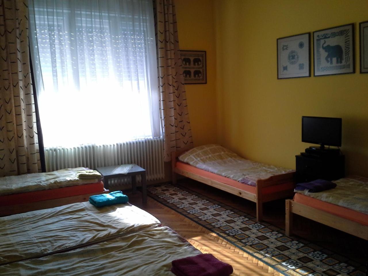 Levandium Apartman Appartamento Miskolc Esterno foto